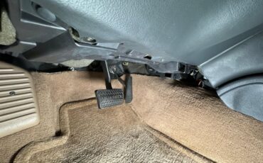 Pontiac-Firebird-1994-White-Tan-45