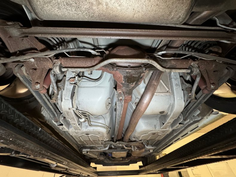 Pontiac-Firebird-1994-White-Tan-9