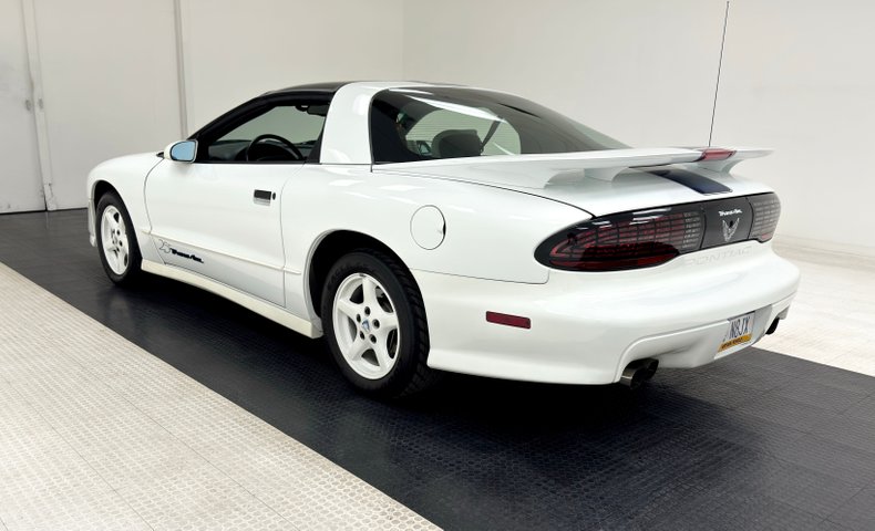 Pontiac-Firebird-1994-White-White-1