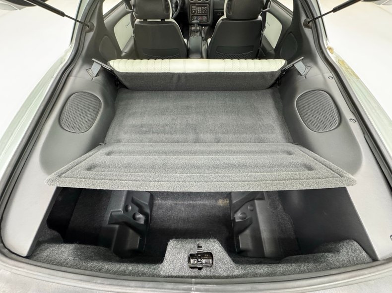 Pontiac-Firebird-1994-White-White-25