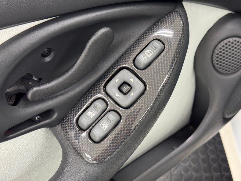 Pontiac-Firebird-1994-White-White-28