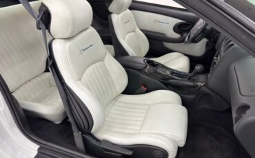 Pontiac-Firebird-1994-White-White-32