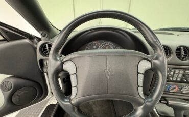 Pontiac-Firebird-1994-White-White-35