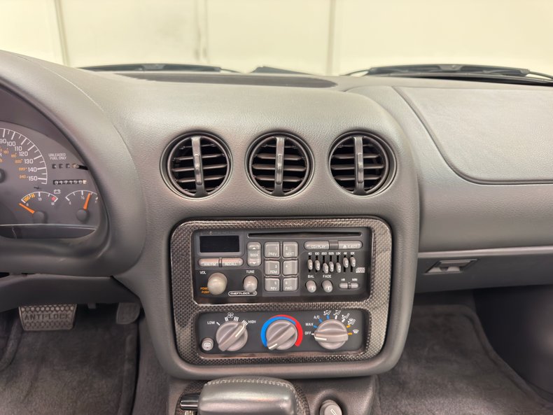 Pontiac-Firebird-1994-White-White-38