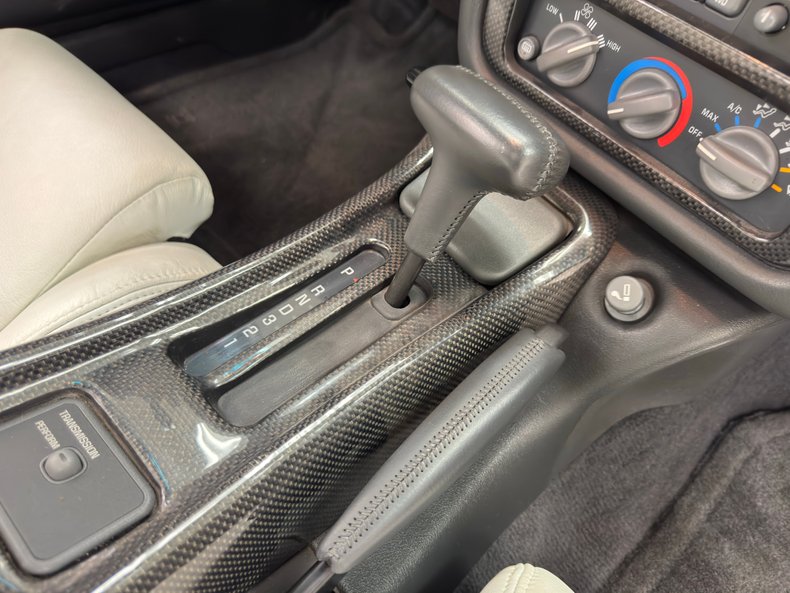 Pontiac-Firebird-1994-White-White-40