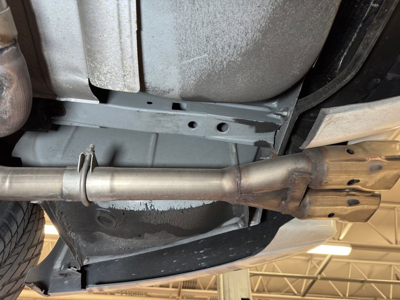 Pontiac-Firebird-1994-White-White-47