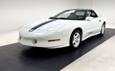 Pontiac-Firebird-1994-White-White-48