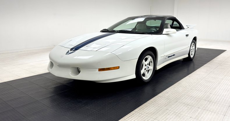 Pontiac-Firebird-1994-White-White-48