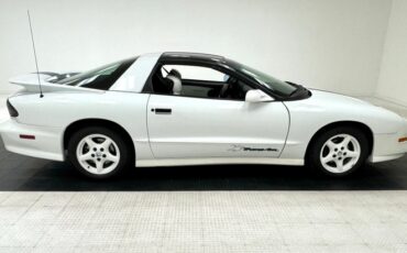 Pontiac-Firebird-1994-White-White-5