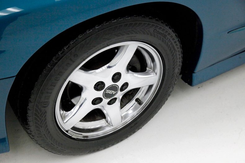 Pontiac-Firebird-1995-Medium-Teal-Blue-Met-Beige-27
