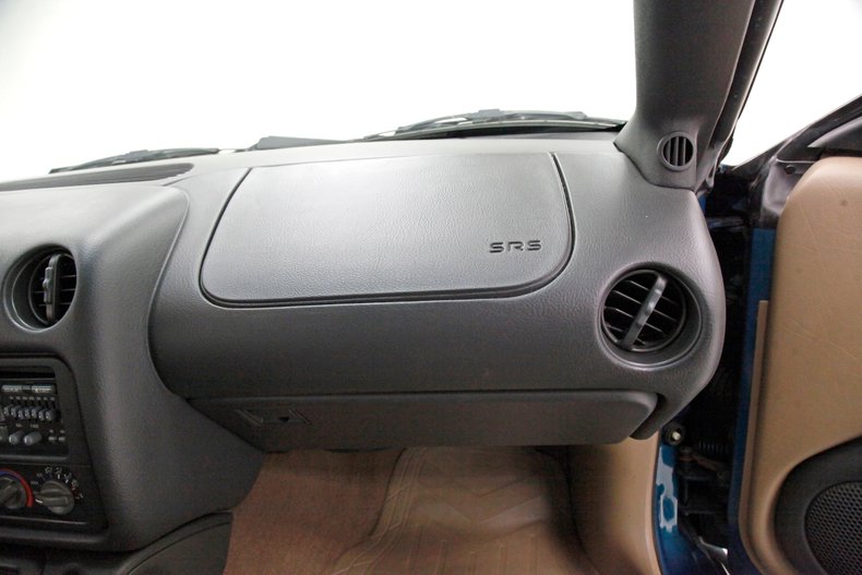 Pontiac-Firebird-1995-Medium-Teal-Blue-Met-Beige-37