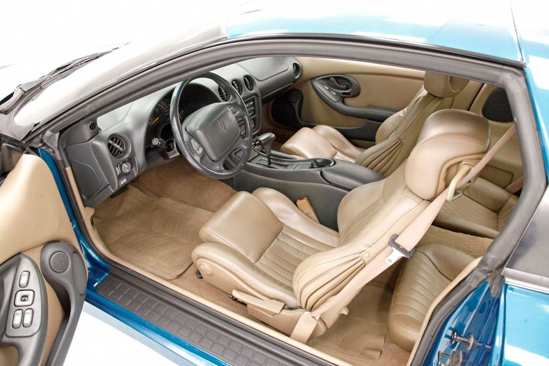 Pontiac-Firebird-1995-Medium-Teal-Blue-Met-Beige-7