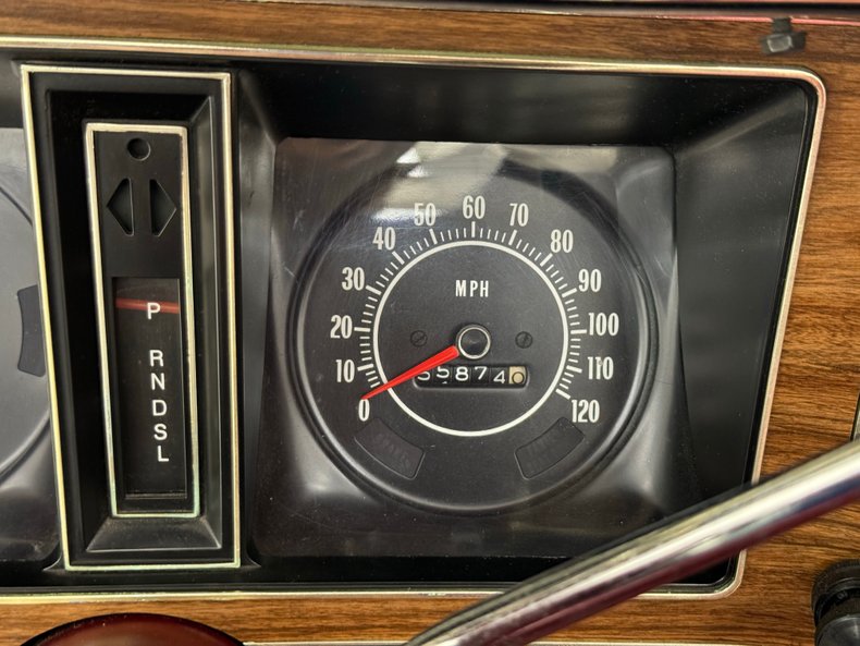 Pontiac-Grandville-1973-Starlight-Black-Oxblood-20