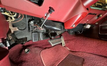 Pontiac-Grandville-1973-Starlight-Black-Oxblood-23