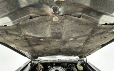 Pontiac-Grandville-1973-Starlight-Black-Oxblood-27