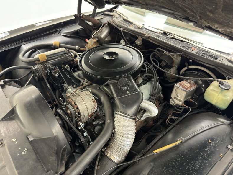 Pontiac-Grandville-1973-Starlight-Black-Oxblood-31