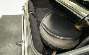 Pontiac-Grandville-1973-Starlight-Black-Oxblood-35