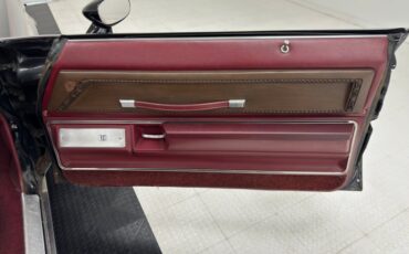 Pontiac-Grandville-1973-Starlight-Black-Oxblood-38