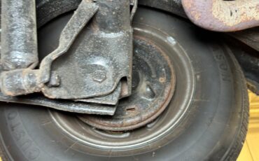 Pontiac-Grandville-1973-Starlight-Black-Oxblood-49