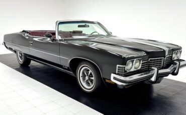 Pontiac-Grandville-1973-Starlight-Black-Oxblood-5