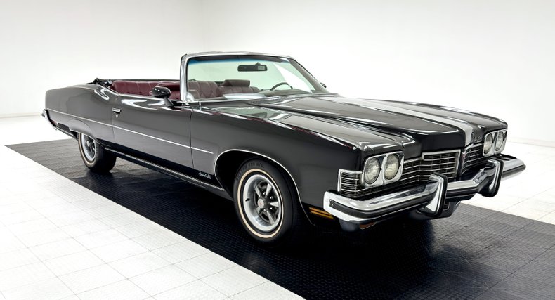Pontiac-Grandville-1973-Starlight-Black-Oxblood-5