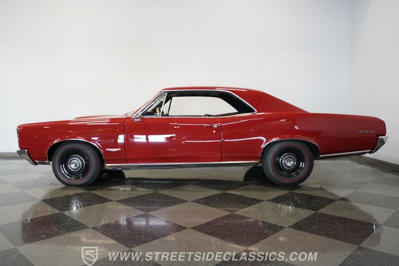Pontiac-Gto-1966-Montero-Red-Black-1