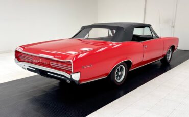 Pontiac-Gto-1966-Montero-Red-Black-13