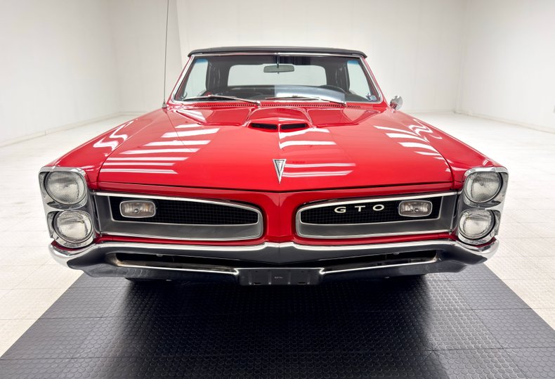 Pontiac-Gto-1966-Montero-Red-Black-16