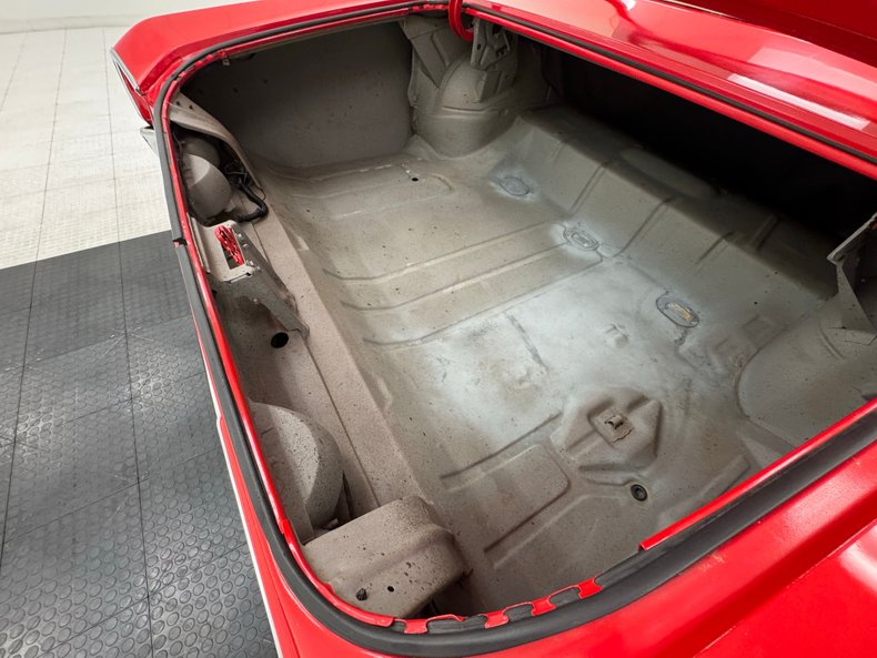 Pontiac-Gto-1966-Montero-Red-Black-2