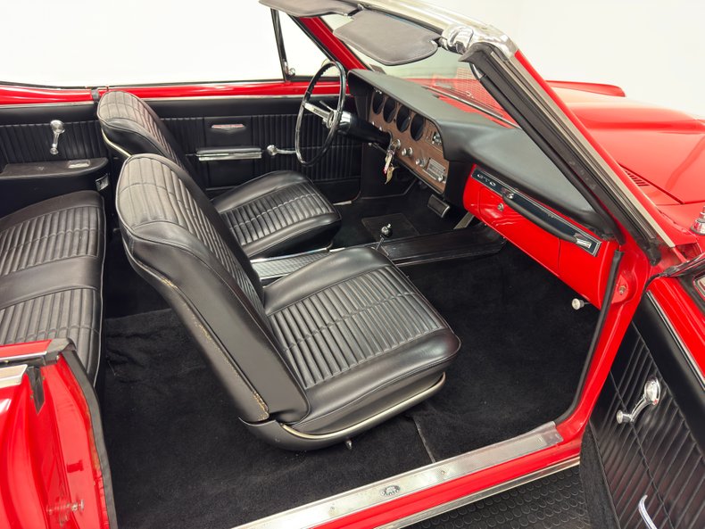 Pontiac-Gto-1966-Montero-Red-Black-3