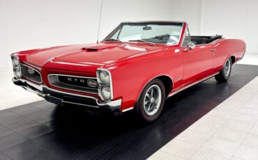 Pontiac-Gto-1966-Montero-Red-Black