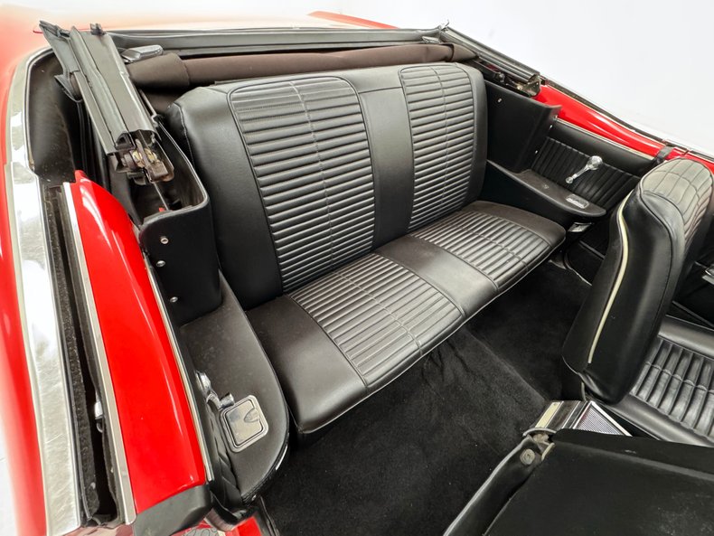 Pontiac-Gto-1966-Montero-Red-Black-4