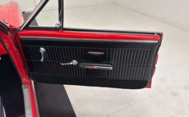 Pontiac-Gto-1966-Montero-Red-Black-40