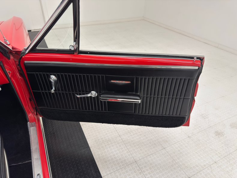 Pontiac-Gto-1966-Montero-Red-Black-40