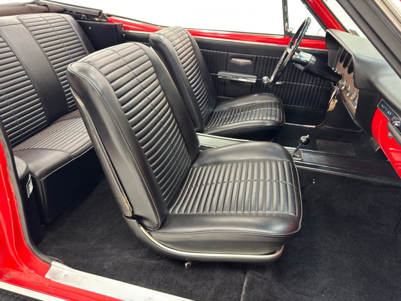 Pontiac-Gto-1966-Montero-Red-Black-44