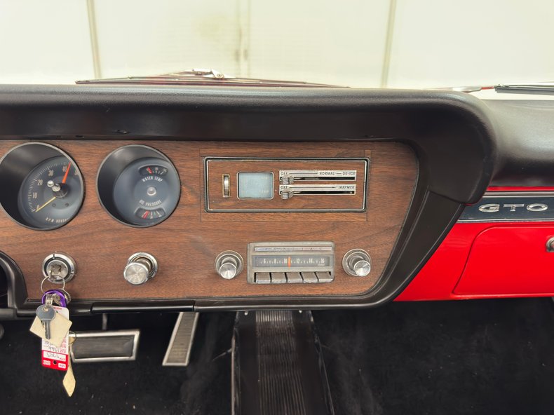 Pontiac-Gto-1966-Montero-Red-Black-46