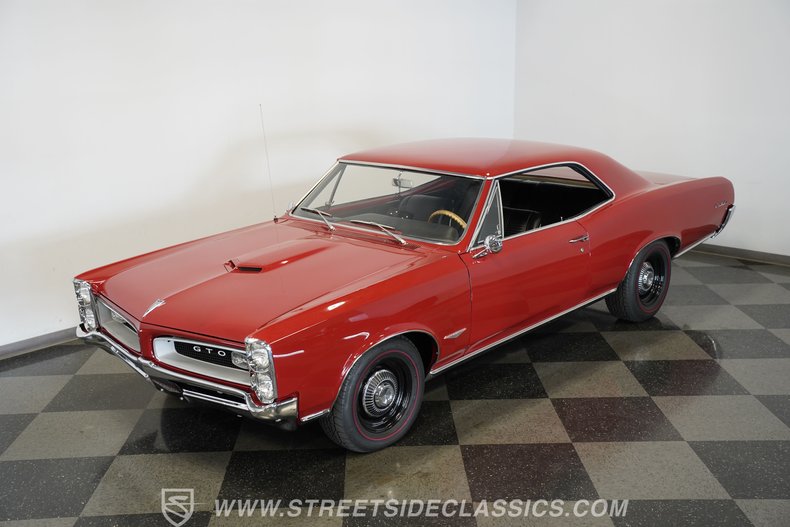 Pontiac-Gto-1966-Montero-Red-Black-5