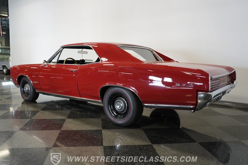 Pontiac-Gto-1966-Montero-Red-Black-7