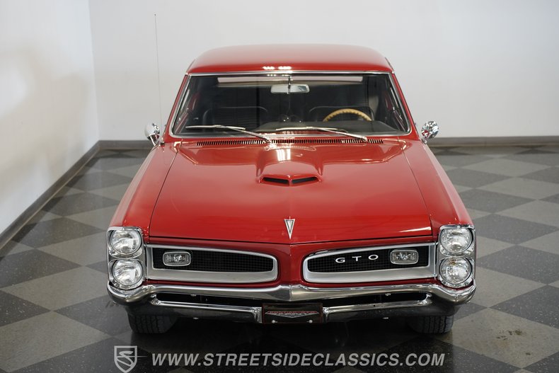 Pontiac-Gto-1966-Montero-Red-Black-9