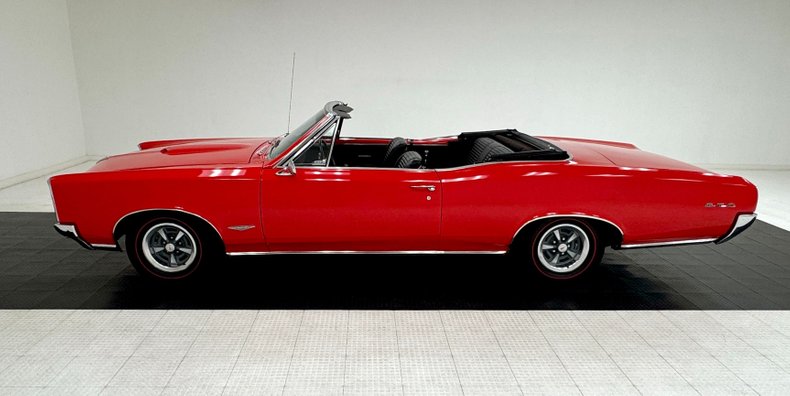 Pontiac-Gto-1966-Montero-Red-Black-9