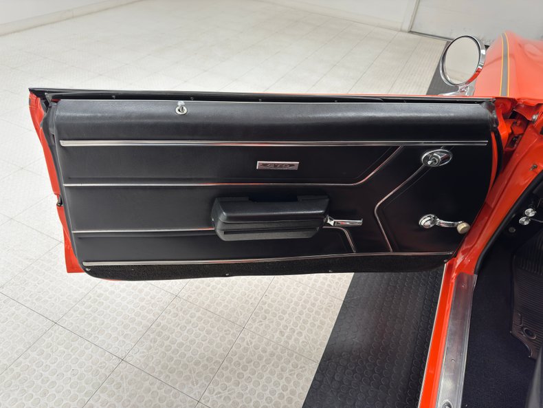 Pontiac-Gto-1969-Carousel-Red-Black-13