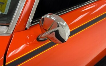 Pontiac-Gto-1969-Carousel-Red-Black