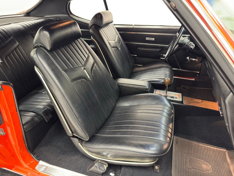 Pontiac-Gto-1969-Carousel-Red-Black-18