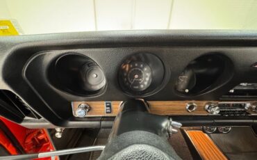 Pontiac-Gto-1969-Carousel-Red-Black-22