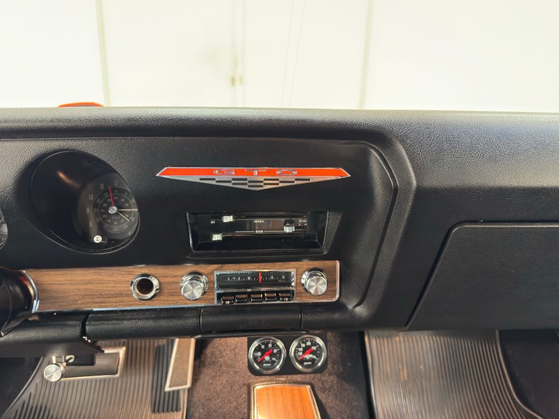 Pontiac-Gto-1969-Carousel-Red-Black-24