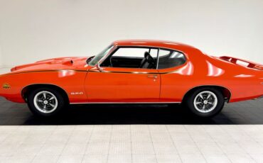 Pontiac-Gto-1969-Carousel-Red-Black-30