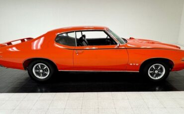 Pontiac-Gto-1969-Carousel-Red-Black-39