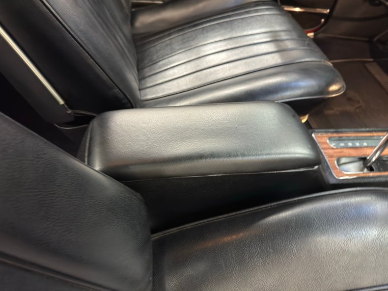 Pontiac-Gto-1969-Carousel-Red-Black-41