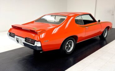 Pontiac-Gto-1969-Carousel-Red-Black-42