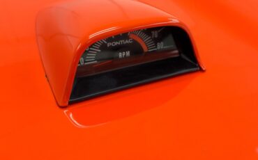 Pontiac-Gto-1969-Carousel-Red-Black-47